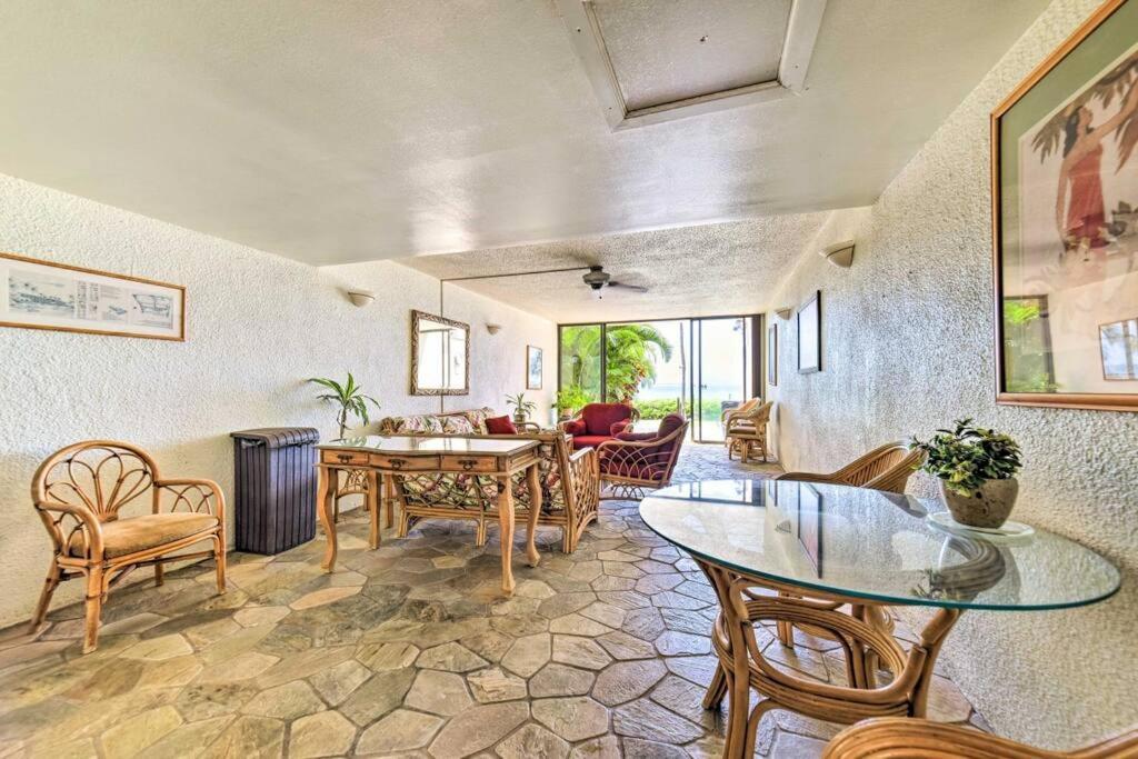 Stunning Maui Direct Ocean Front On The Beach, Walk To Beach From Condo, Watch Turtles, Whales, Ac In All Rooms Ocean View Pool And Spa Wailuku Eksteriør bilde