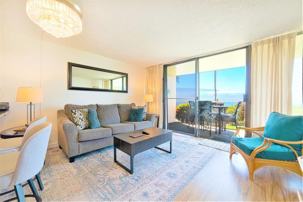 Stunning Maui Direct Ocean Front On The Beach, Walk To Beach From Condo, Watch Turtles, Whales, Ac In All Rooms Ocean View Pool And Spa Wailuku Eksteriør bilde