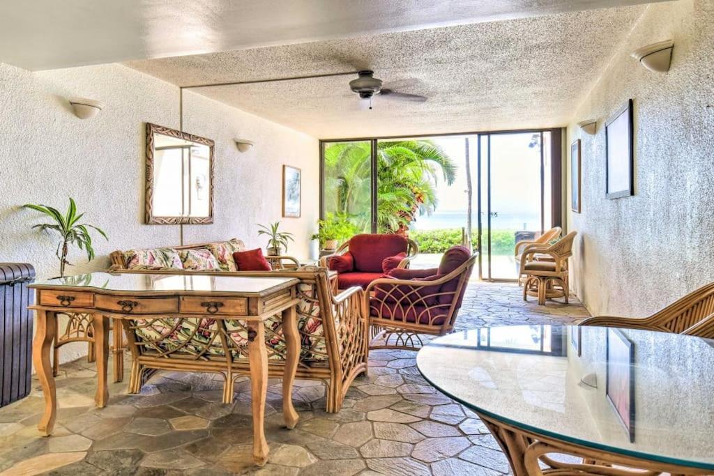Stunning Maui Direct Ocean Front On The Beach, Walk To Beach From Condo, Watch Turtles, Whales, Ac In All Rooms Ocean View Pool And Spa Wailuku Eksteriør bilde